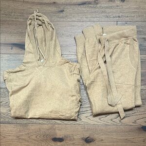 Lee Mathews Camel Knit Set